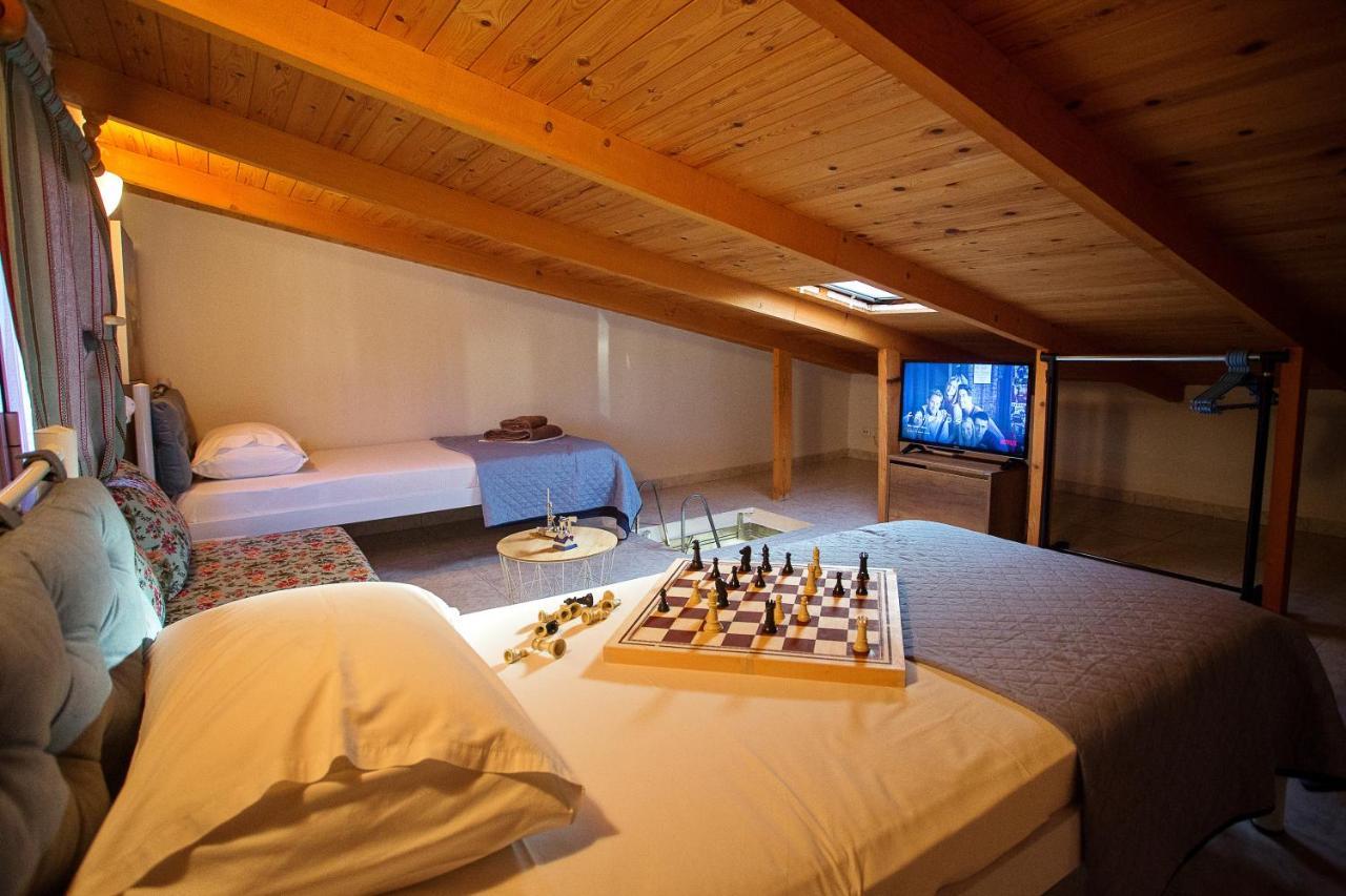 Holiday House Ioanna 2 - Loft Néa Péramos Екстериор снимка