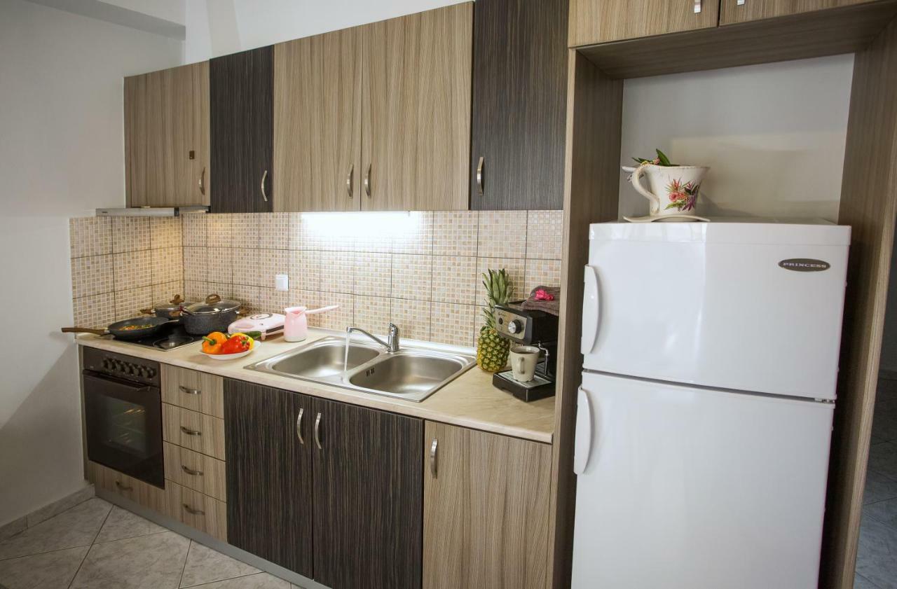Holiday House Ioanna 2 - Loft Néa Péramos Екстериор снимка