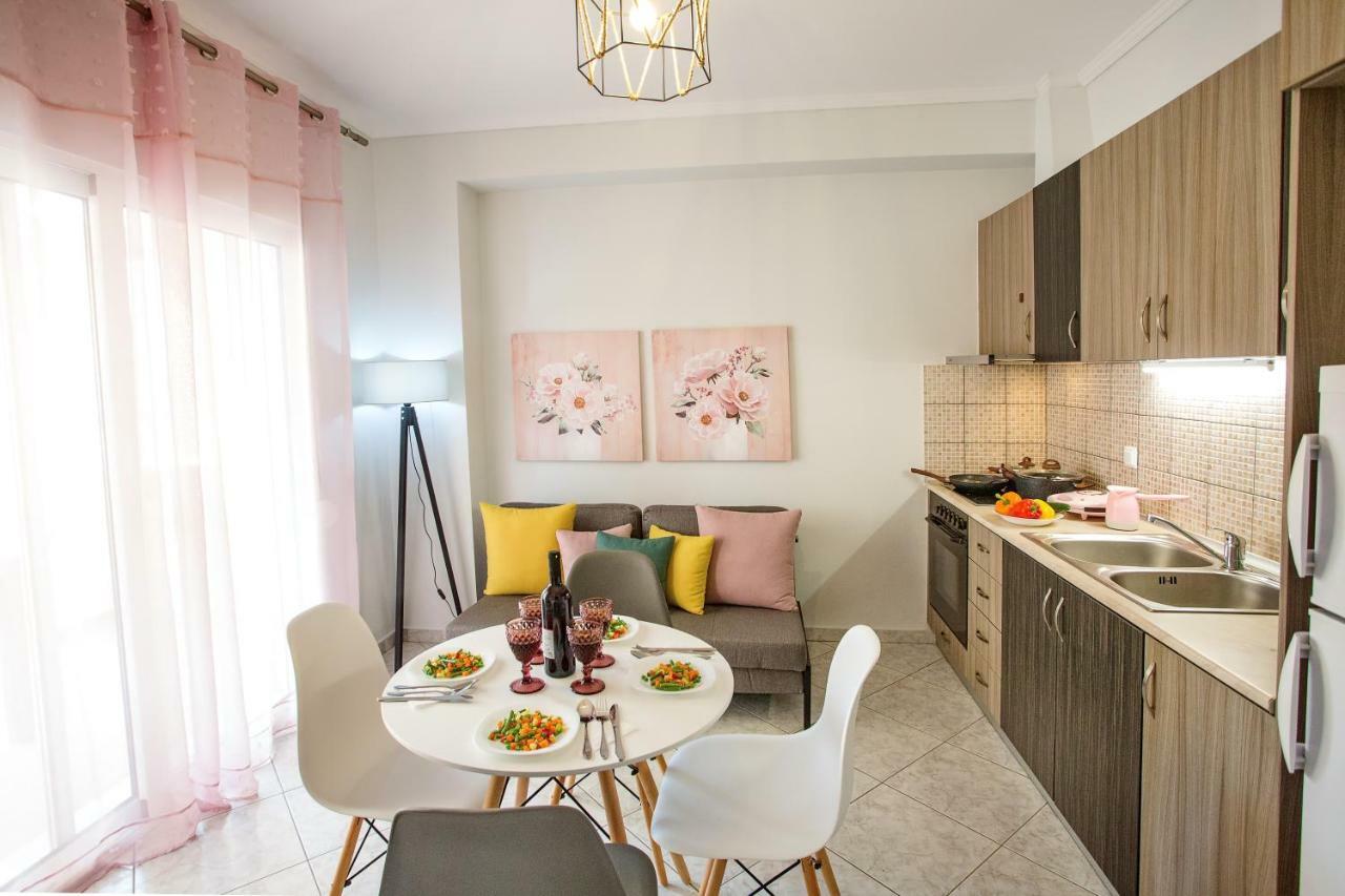 Holiday House Ioanna 2 - Loft Néa Péramos Екстериор снимка
