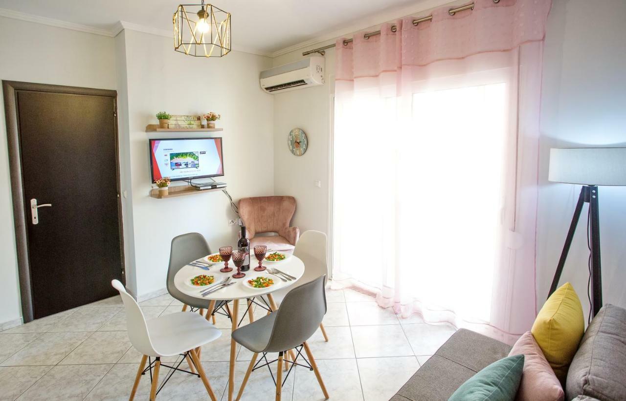 Holiday House Ioanna 2 - Loft Néa Péramos Екстериор снимка